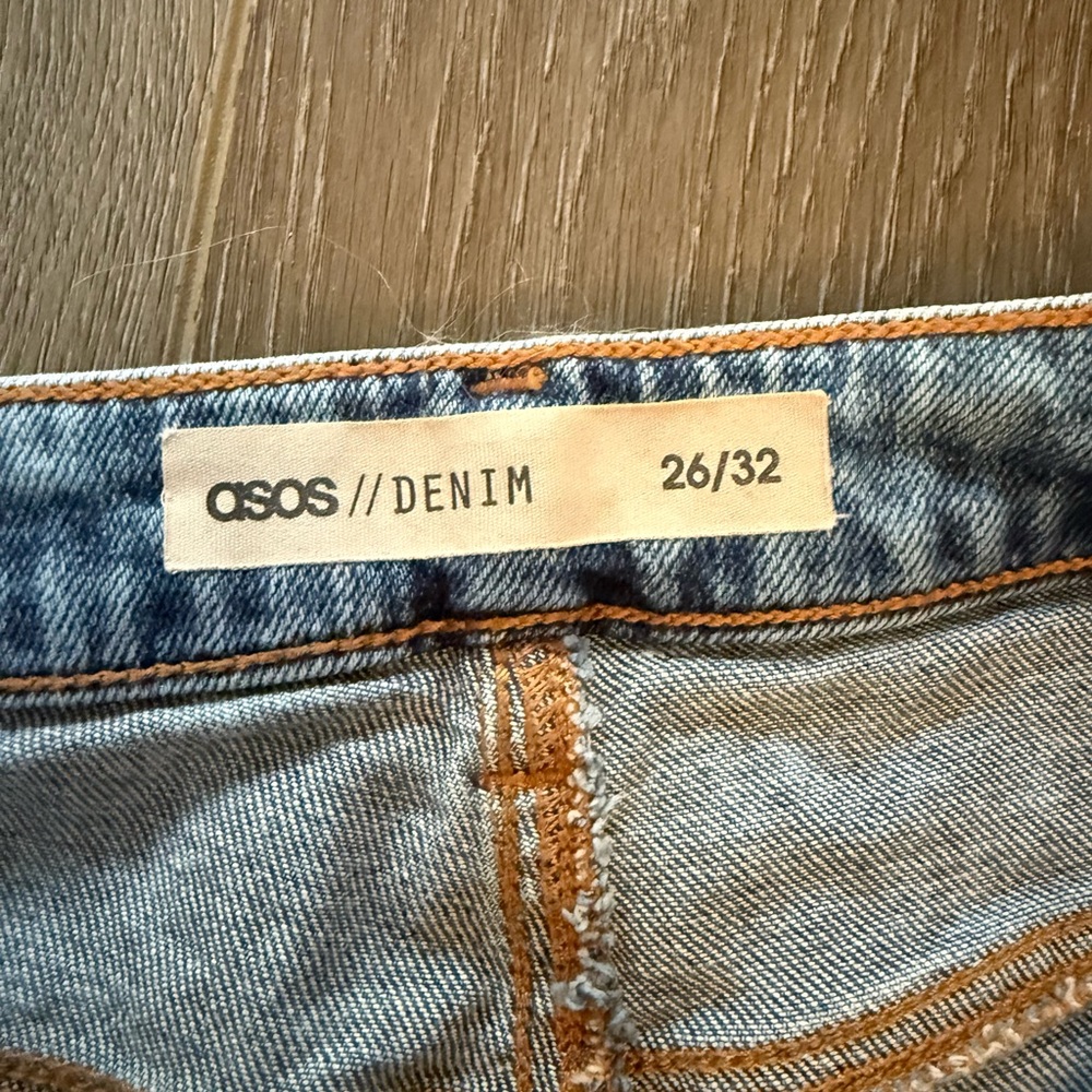 ASOS Ripped knee Jeans - Picture 4 of 5